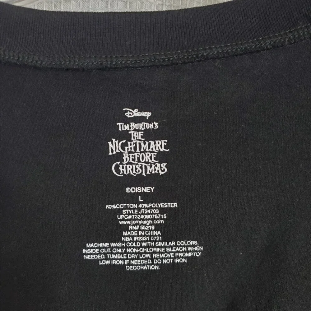 Disney Nightmare Before Christmas Womens Size  L Shirt Crop Tee Halloween Pocket - Picture 4 of 6